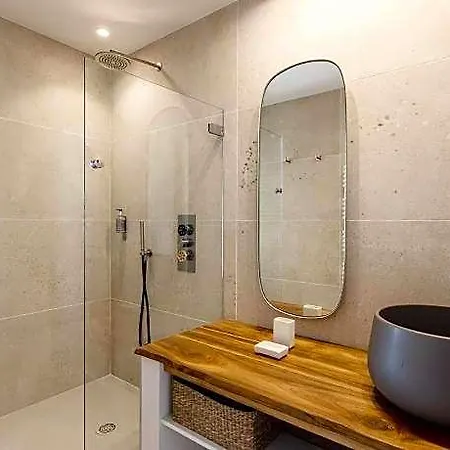 A Casa Nostra 4*